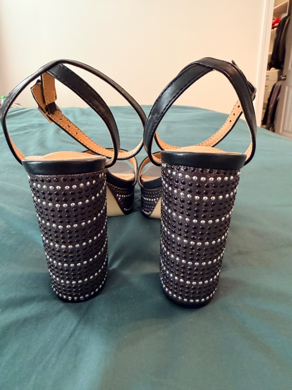 Black Sparkly Platform Sandal - Picture 5 of 7
